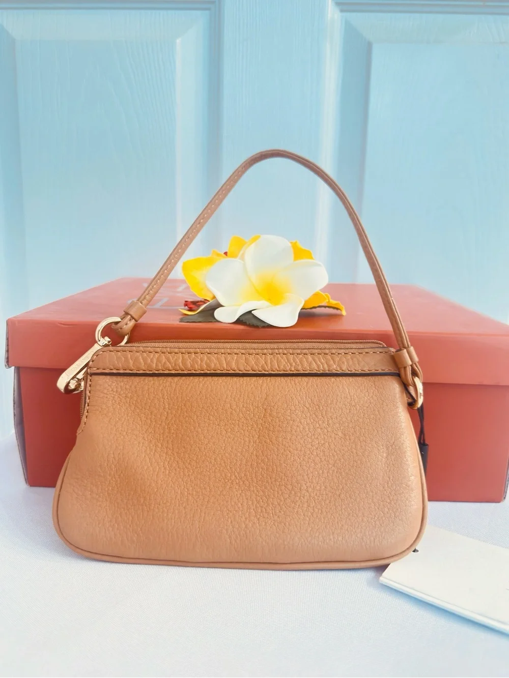CALVIN KLEIN ~ Multi-Tone Tan and Metallic Panel Pebble & Suede Leather Wristlet